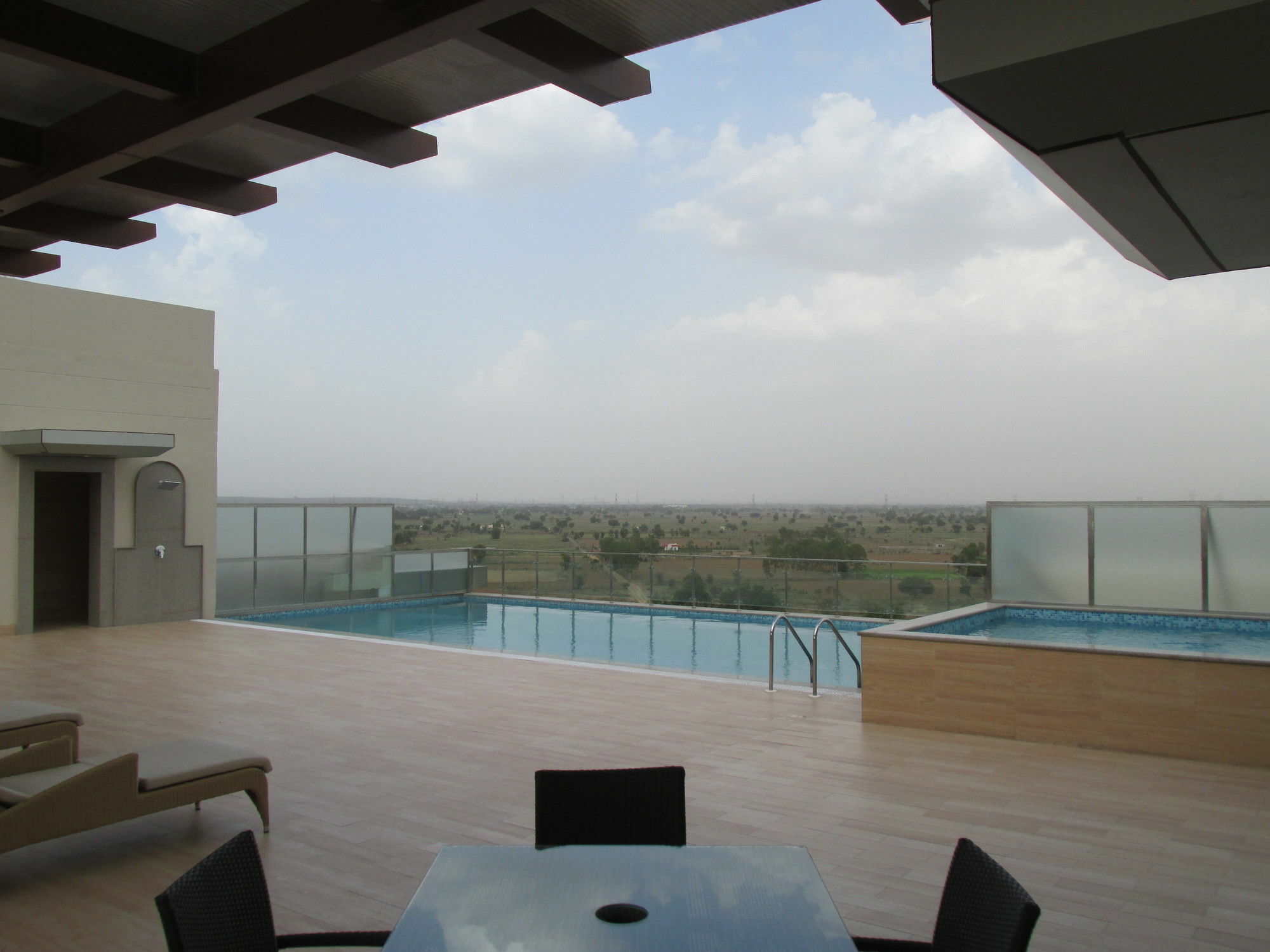 Park Inn By Radisson Gurgaon Bilaspur Манесар Экстерьер фото